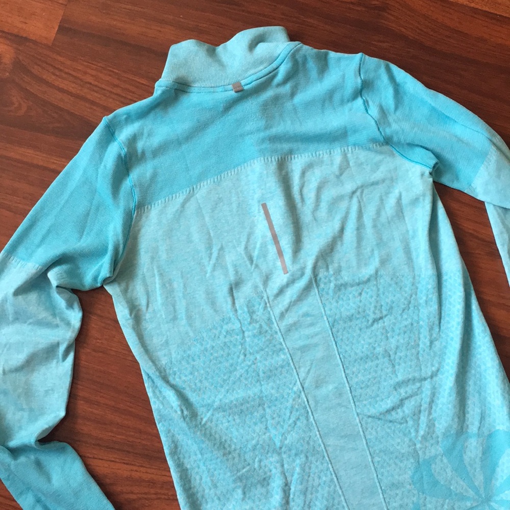 🍋 NIKE Dry-Fit RUNNING TOP 🍋 - Picture 4 of 6